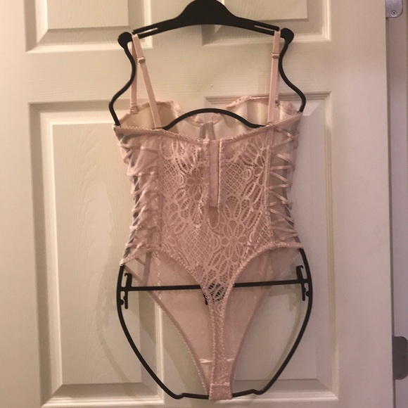 💖 Victoria’s Secret Bodysuit Teddy Lingerie - Picture 3 of 7